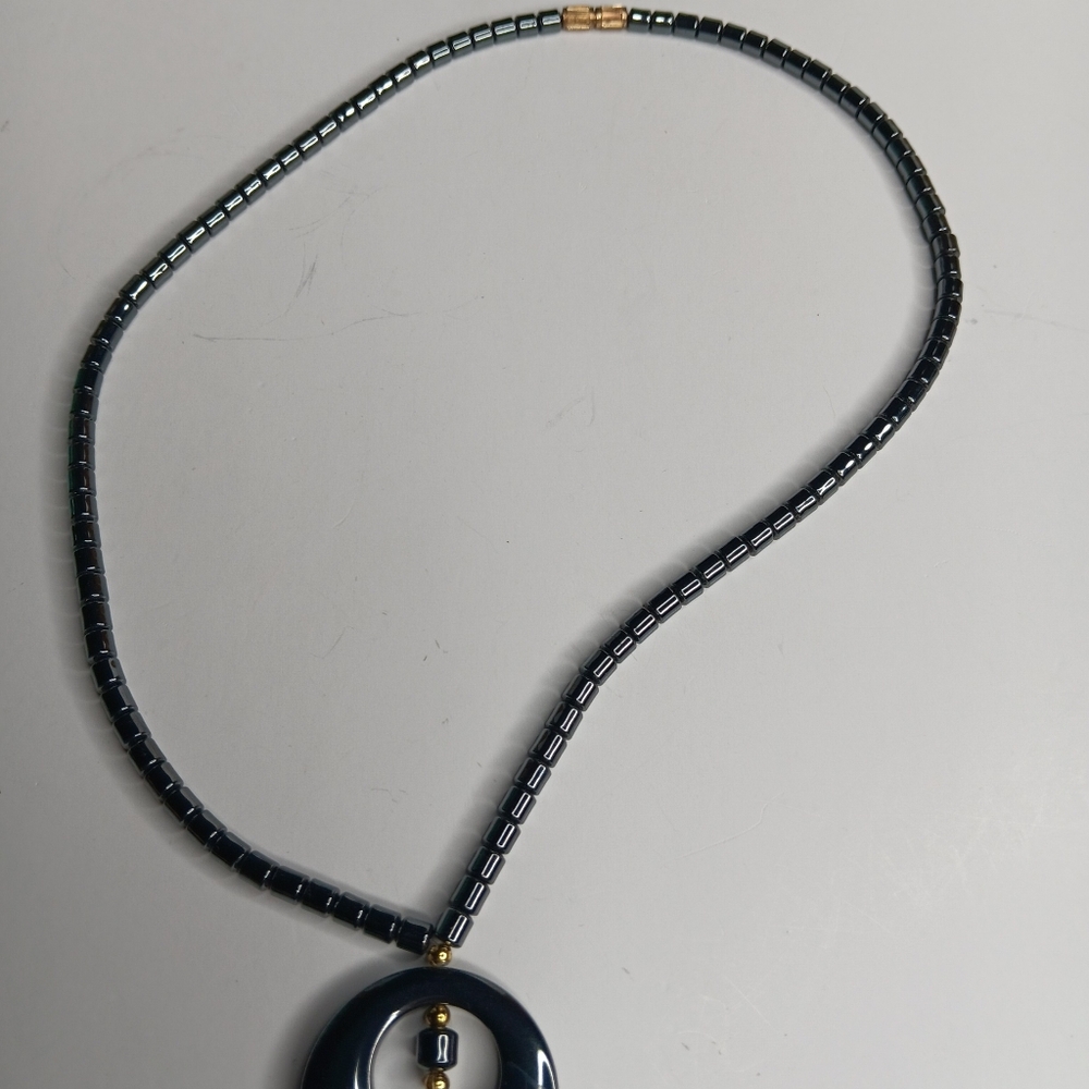 Black Beaded Necklace with Circular Pendant - Picture 6 of 7